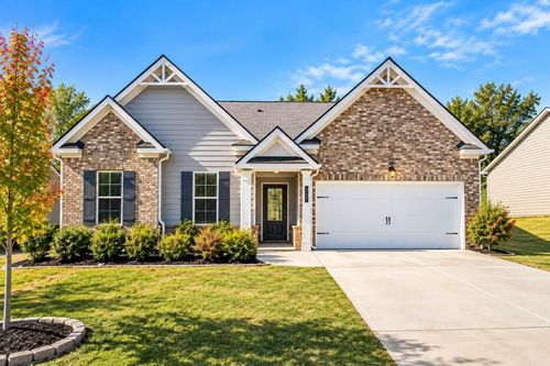 377 Hellen Valley Dr, Braselton, GA, 30517-2172 | Card Image