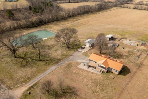 10115 Upper East Valley Rd, Pikeville, TN, 37367-3409 | Card Image