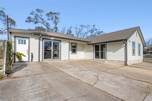 1-15605 Woodforest Boulevard, Channelview, TX, 77530 | Card Image