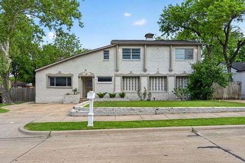 1817 Ruth St, Arlington, TX, 76010-2111 | Card Image