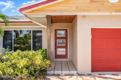 Entry to home - gorgeous curb appeal | Image 2