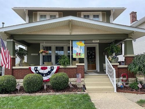 809 N 10th St, Cambridge, OH, 43725-1527 | Card Image