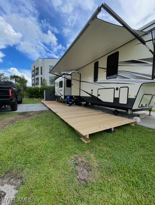 11501 Ariana Dr, FORT MYERS, FL, 33908-8214 | Card Image