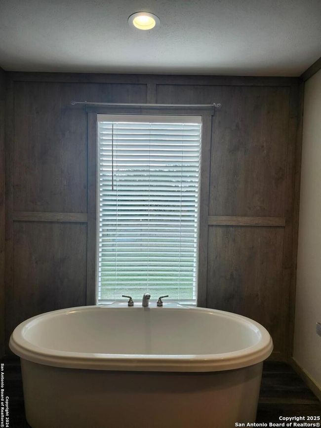 With a stand alone Tub | Image 16