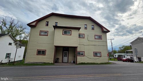 1059 W Hannah St, Houtzdale, PA, 16651-1910 | Card Image