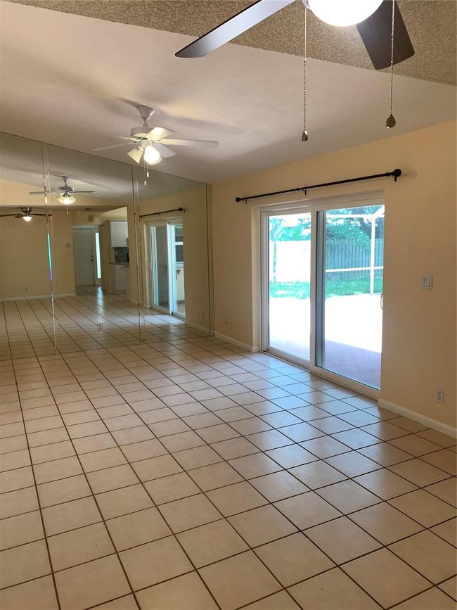9840 Nw 28 Th Ct, House other with 4 bedrooms, 2 bathrooms and null parking in Coral Springs FL | Image 23