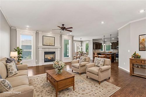 16211 S Locust St, Olathe, KS, 66062-3929 | Card Image