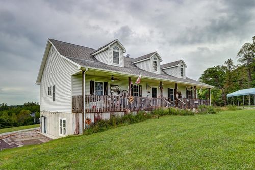 2315 Roark Mill Rd, Hurt, VA, 24563-3555 | Card Image