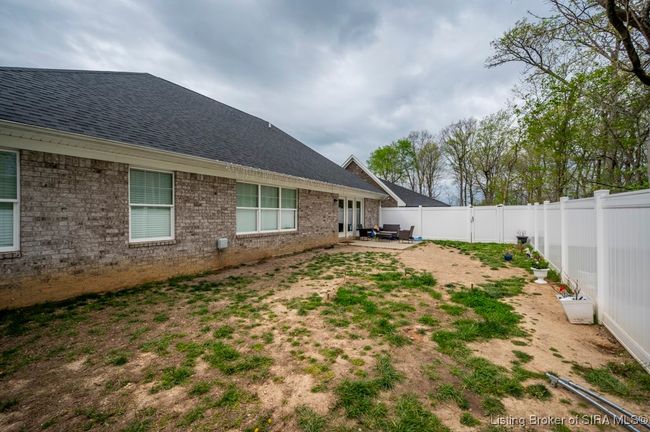9010 Glencoe Ct, Home with 4 bedrooms, 3 bathrooms and null parking in Charlestown IN | Image 34
