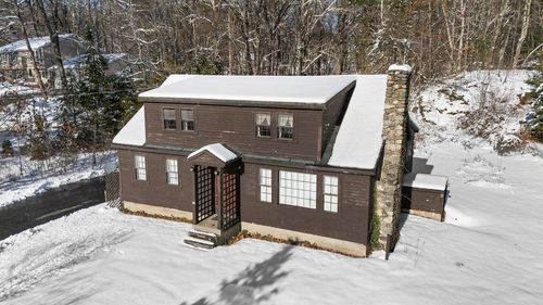 70 English Range Rd, Derry, NH, 03038-5400 | Card Image