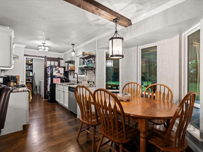 536 Nathan St, House other with 4 bedrooms, 2 bathrooms and null parking in Burleson TX | Image 9