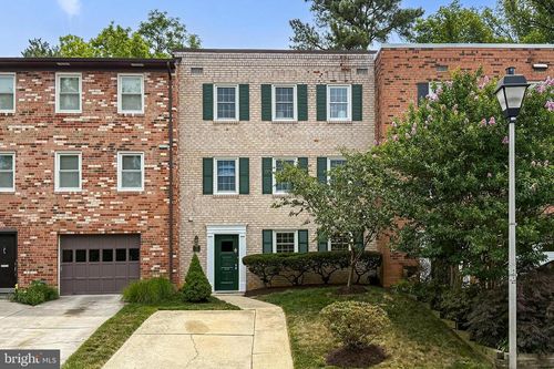 19 S Abingdon St, ARLINGTON, VA, 22204-1328 | Card Image