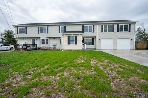 5233 Scranton Rd, Hamburg, NY, 14075-2932 | Card Image