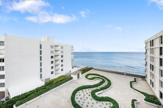 APT-510 - 3610 S Ocean Blvd, Condo with 3 bedrooms, 2 bathrooms and null parking in South Palm Beach FL | Image 4