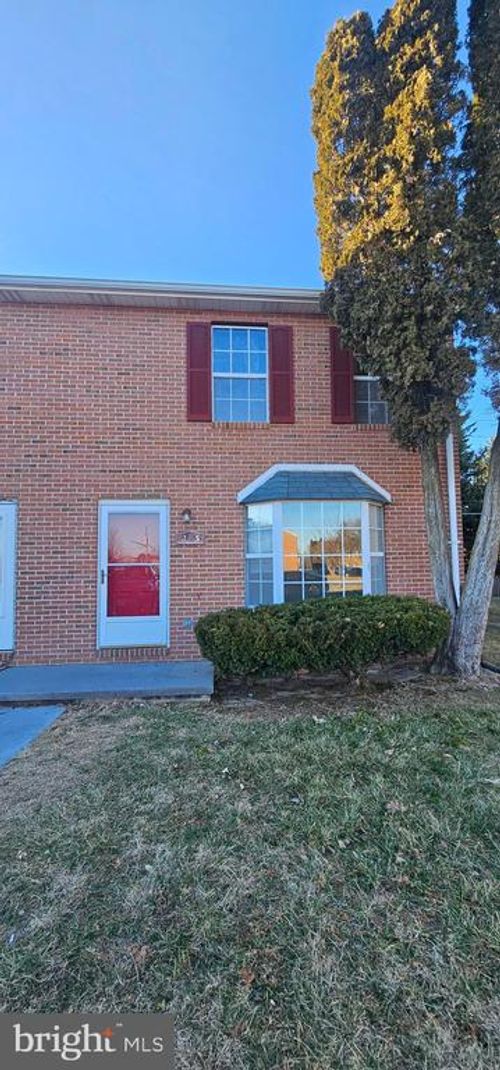 225 Nottoway Dr, STEPHENS CITY, VA, 22655-2716 | Card Image