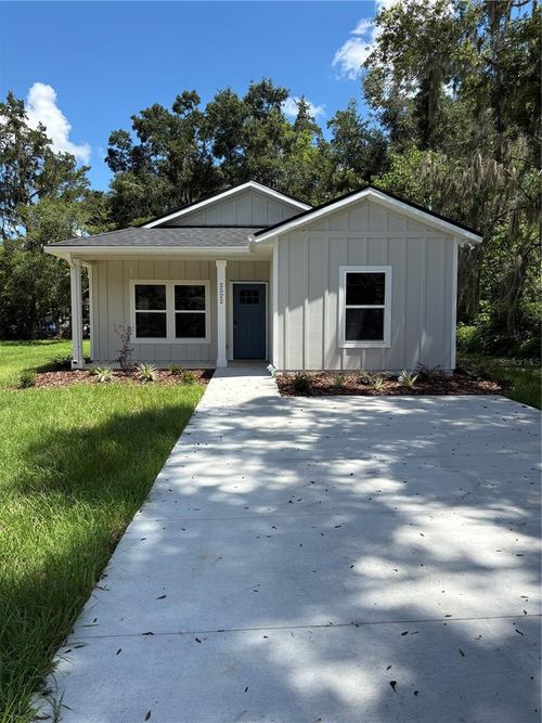2522 Se 11th Ave, GAINESVILLE, FL, 32641-0717 | Card Image
