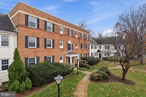 17201-1317 S Walter Reed Dr, ARLINGTON, VA, 22204-4986 | Card Image