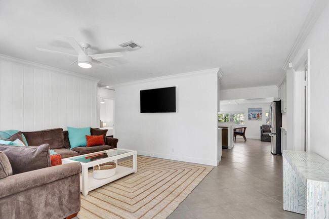 2346 N Wallen Dr, House other with 3 bedrooms, 2 bathrooms and null parking in West Palm Beach FL | Image 14