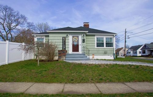 108 Caswell St, New Bedford, MA, 02745-2741 | Card Image