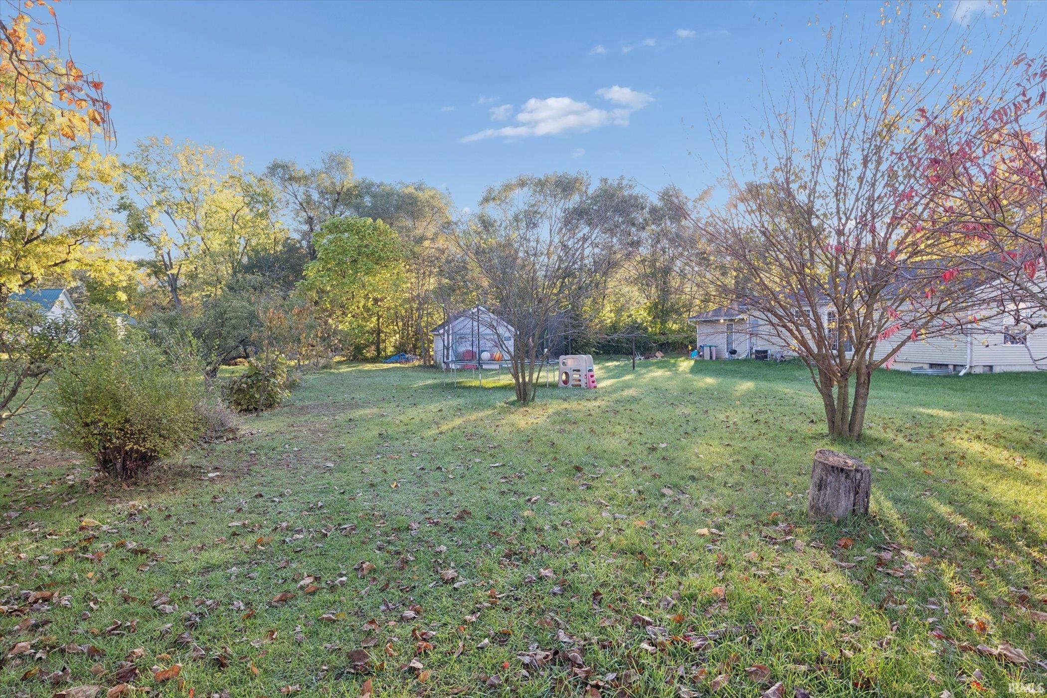 Land in Elkhart