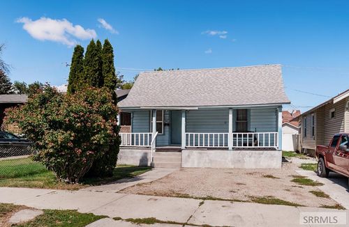 145 10th St, Idaho Falls, ID, 83404-4809 | Card Image