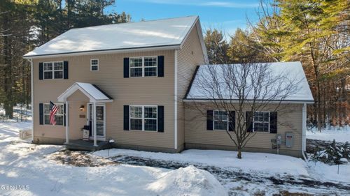 43 Barrington Dr, Gansevoort, NY, 12831-1133 | Card Image