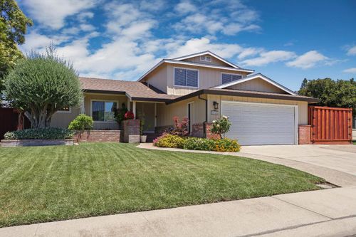 1031 Plumas Way, Manteca, CA, 95336 | Card Image