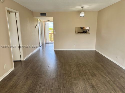 507-4700 Washington St, Hollywood, FL, 33021-7690 | Card Image