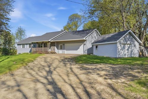 2072 30th Ave, Baldwin, WI, 54002-5304 | Card Image
