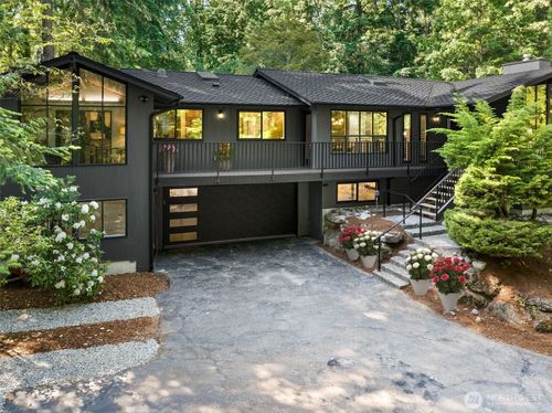 6423 E Mercer Way, Mercer Island, WA, 98040-5130 | Card Image