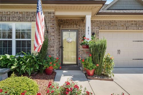 301 Overlook Trl, Clemmons, NC, 27012-7541 | Card Image