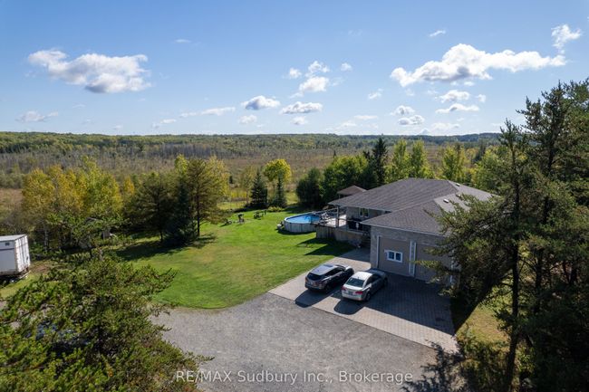 2950 Radar Rd, House other with 4 bedrooms, 3 bathrooms and 20 parking in Garson ON | Image 4