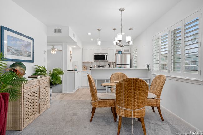 706 - 706 Lauderdale Dr, Condo with 2 bedrooms, 2 bathrooms and null parking in Rockport TX | Image 11