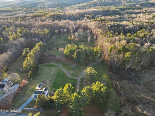 403 Churchill St, Pittsfield, MA, 01201-1237 | Card Image