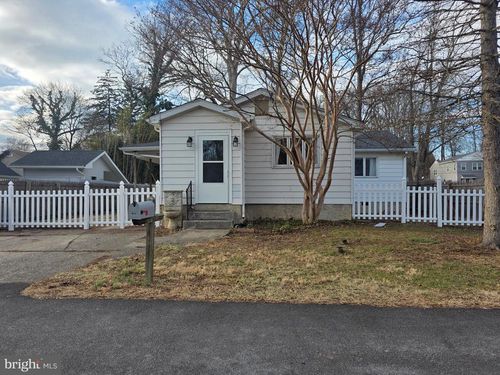 816 Philadelphia Ave, WARRINGTON, PA, 18976-2206 | Card Image