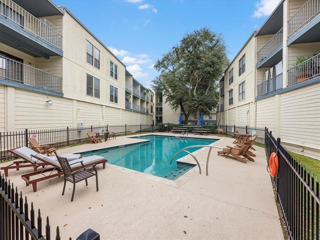 APT-217 - 4001 Nasa Pkwy, Townhouse with 1 bedrooms, 1 bathrooms and null parking in El Lago TX | Image 15