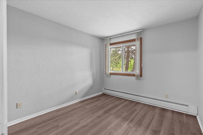 Guest Bedroom Window | Image 17