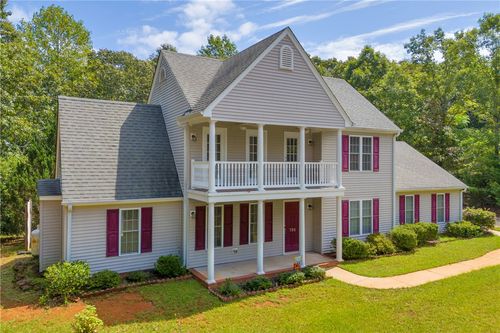 704 Nobleman Ct, West Union, SC, 29696-2850 | Card Image