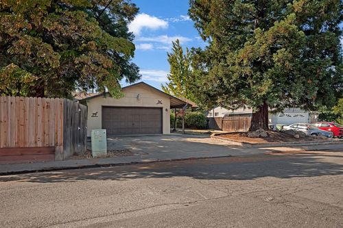 9200 Condesa Drive, Sacramento, CA, 95826 | Card Image