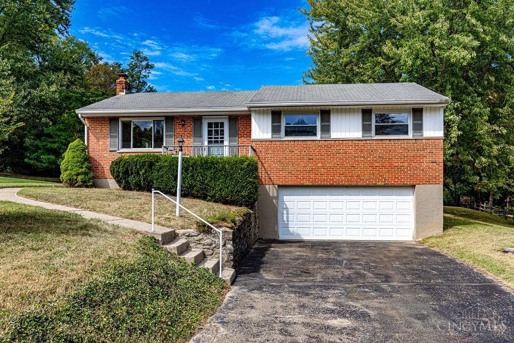Connie Ln, Cincinnati, OH 45233