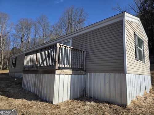 221B Cathy Rd, Rabun Gap, GA, 30568-3168 | Card Image