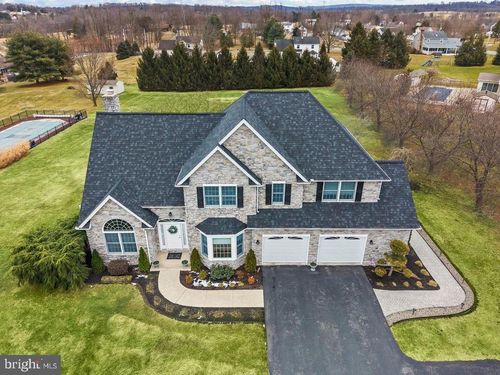 1007 Chestnut Pl, Hummelstown, PA, 17036-9478 | Card Image