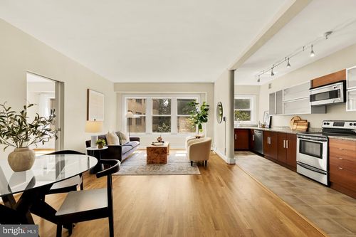 220-3901 Cathedral Ave Nw, WASHINGTON, DC, 20016-5215 | Card Image