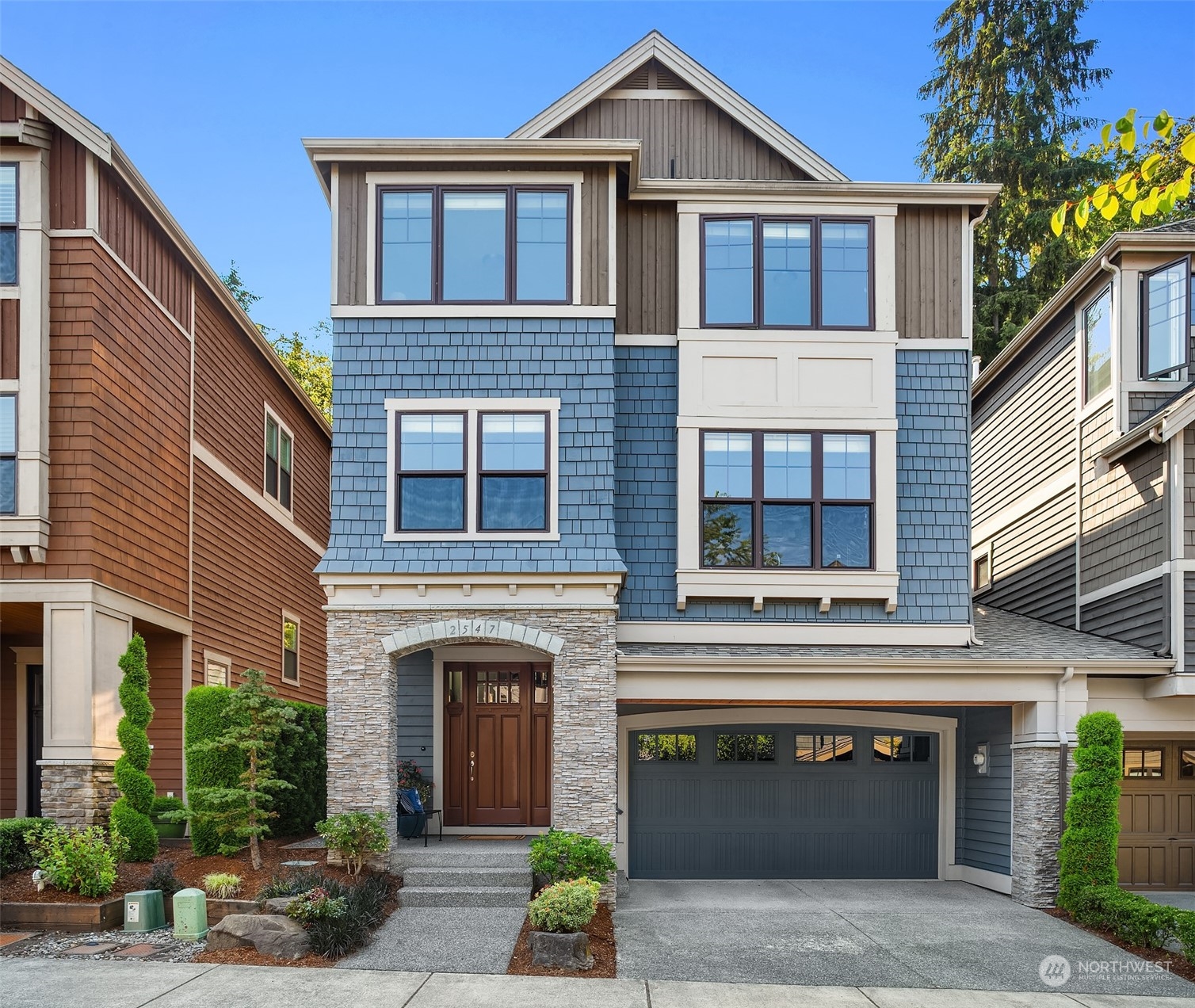 Alpine Crest Way, Issaquah, WA 98027