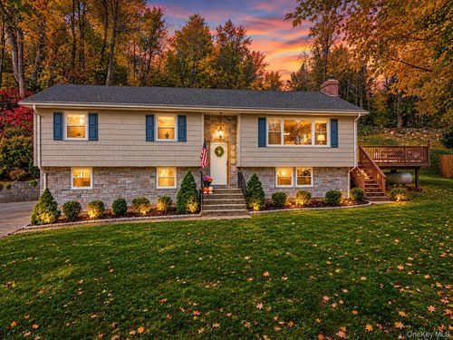 130 Harris Rd, Katonah, NY, 10536-2305 | Card Image