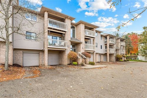 apt-113d-3800 Rosemont Blvd, Akron, OH, 44333-9249 | Card Image