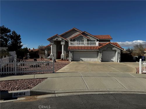 20404 Half Moon Court, Apple Valley, CA, 92308 | Card Image