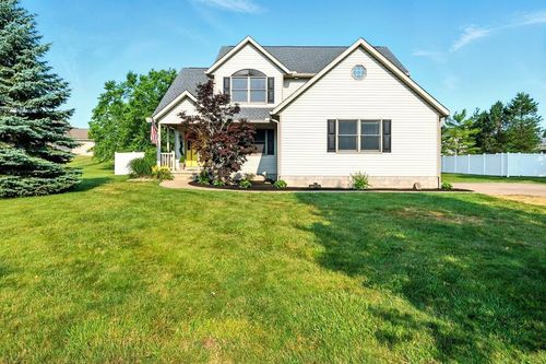 2040 Stone Hedge Ln, Ashland, OH, 44805-4588 | Card Image