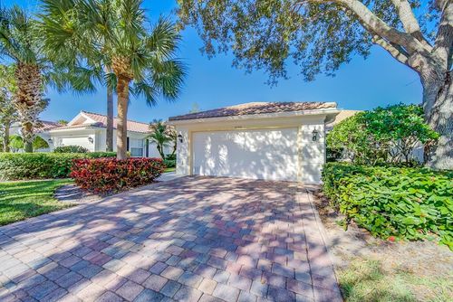 8199 Saint Johns Ct, Wellington, FL, 33414-7405 | Card Image