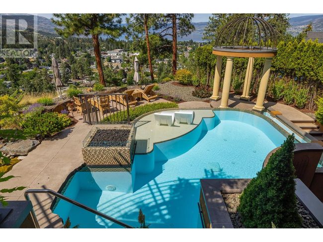 983 Westpoint Dr, House other with 4 bedrooms, 6 bathrooms and 2 parking in Kelowna BC | Image 29